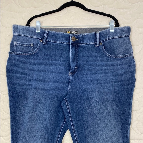 Lee Straight Leg Jeans Blue Slim Fit Mid Rise Size 20W - Picture 2 of 10